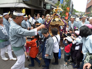 Sanja Matsuri